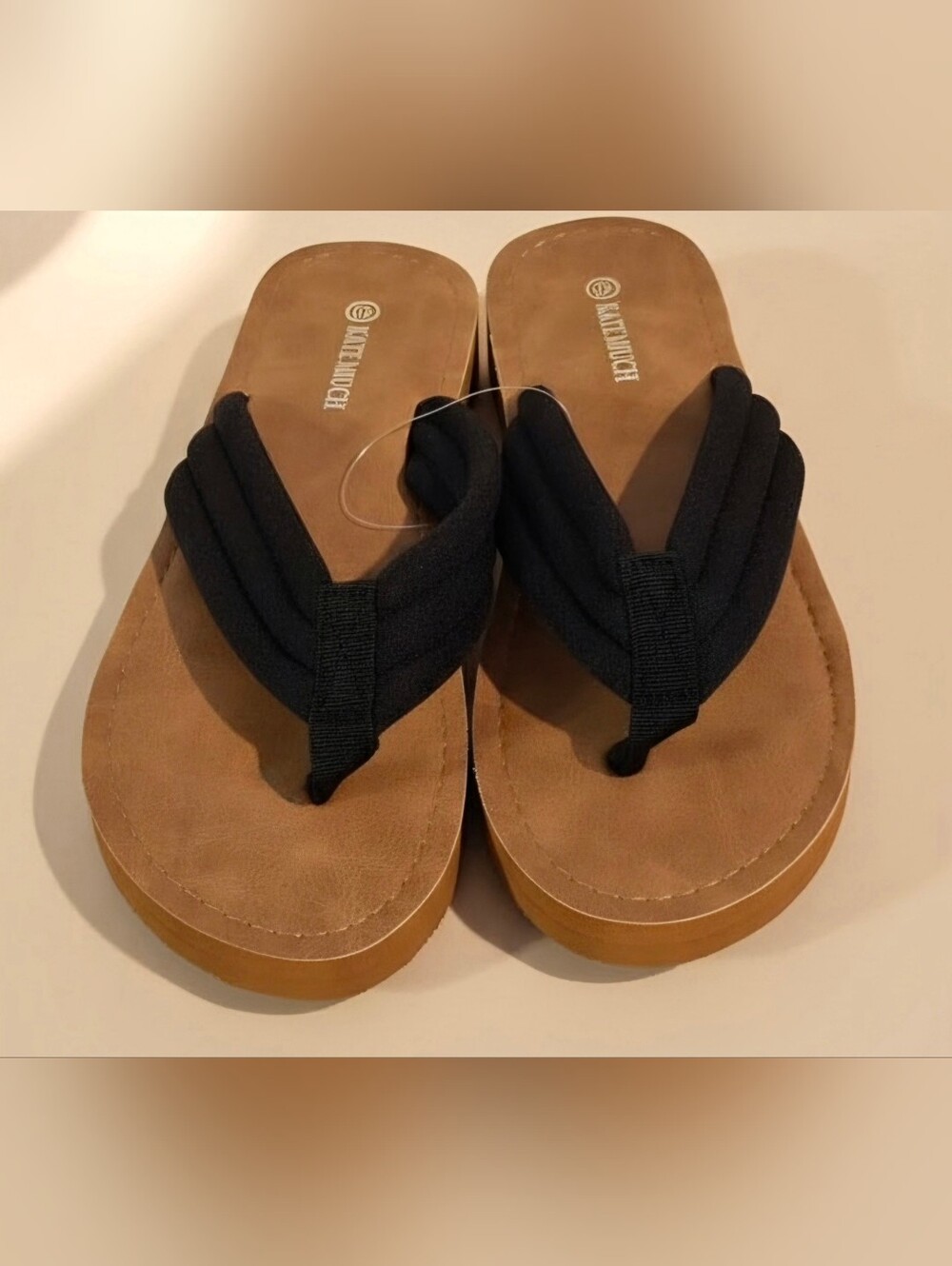 Naturalizer Womans Black Fabric Thong Sandals